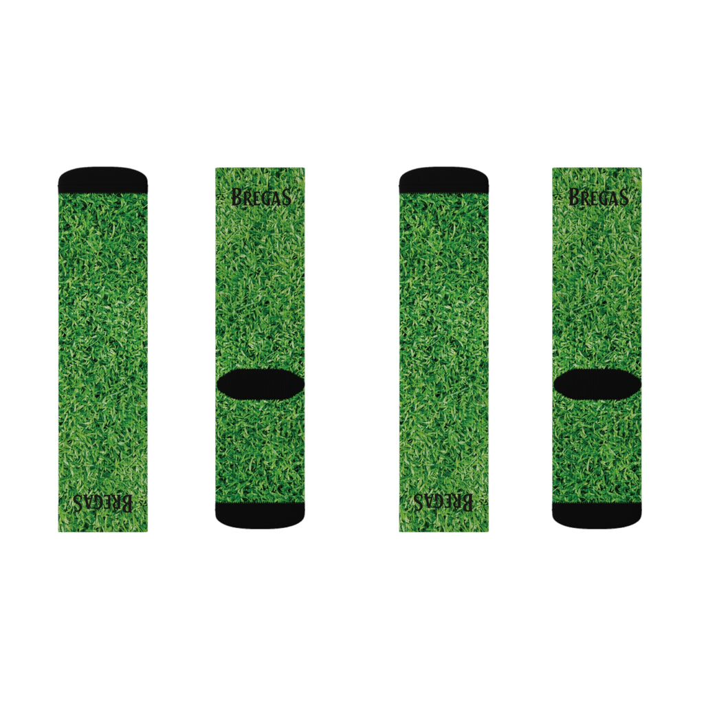 Socks, grass lawn, non dating style